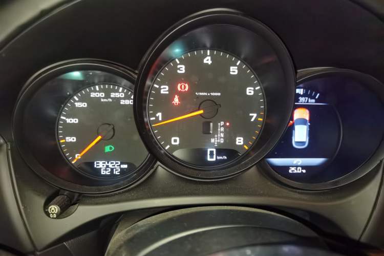 Used Porsche Macan 2017 Macan 2.0T Instrument Cluster