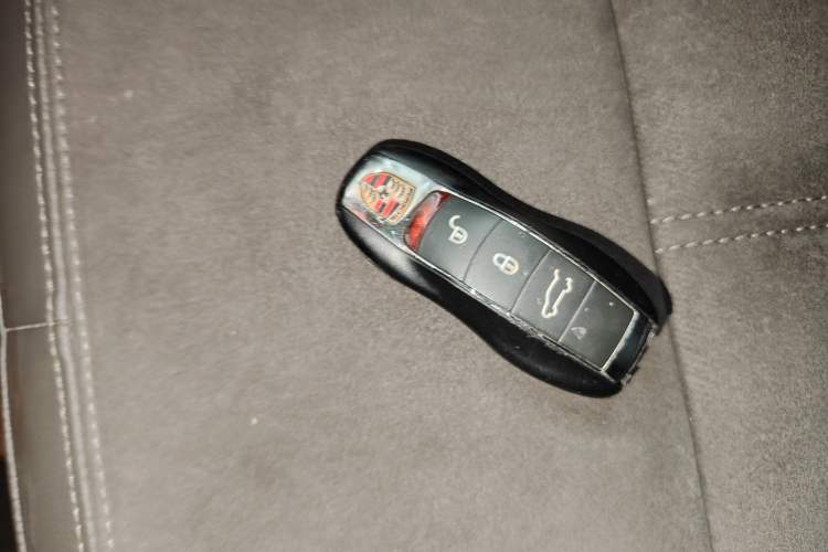 Used Porsche Macan 2017 Macan 2.0T Interior 1