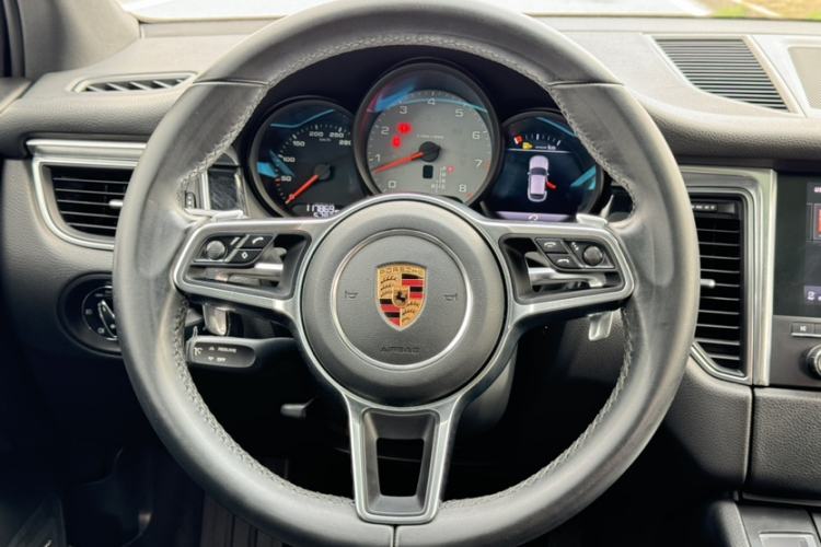 Used Porsche Macan 2017 Macan S 3.0T Interior 11