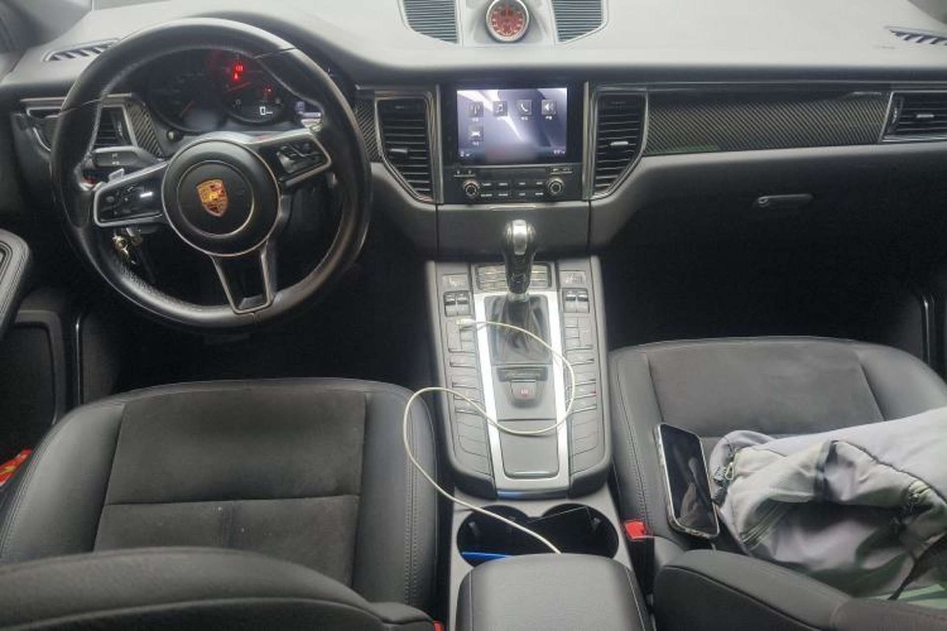 Used Porsche Macan 2017 Macan 2.0T Interior 2