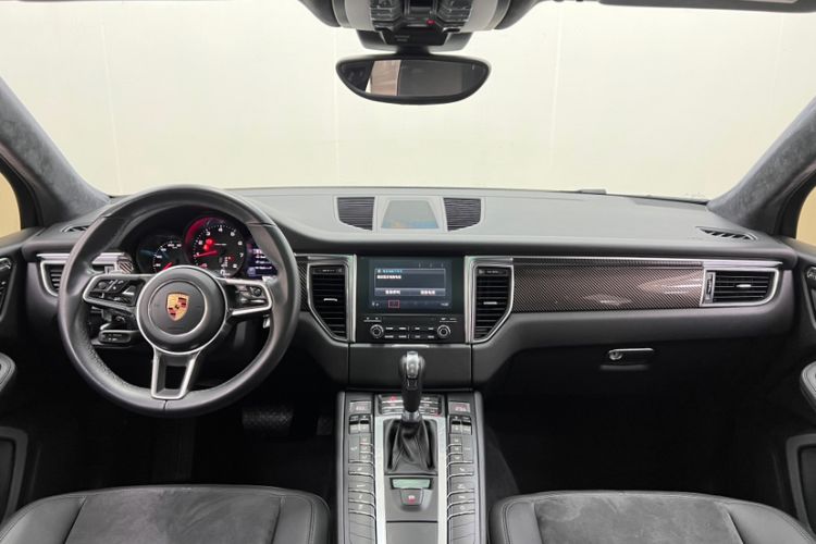 Used Porsche Macan 2017 Macan 2.0T Interior 2