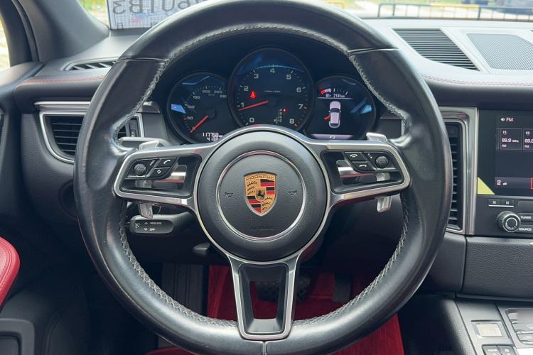 Used Porsche Macan 2017 Macan 2.0T Interior 3