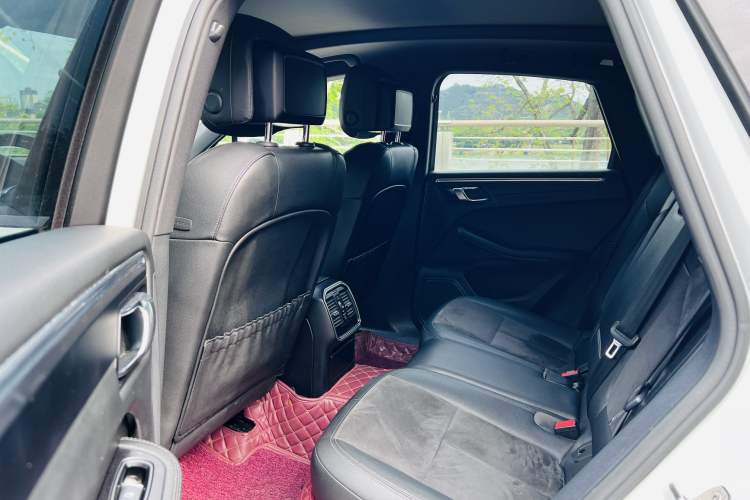 Used Porsche Macan 2017 Macan 2.0T Interior 3