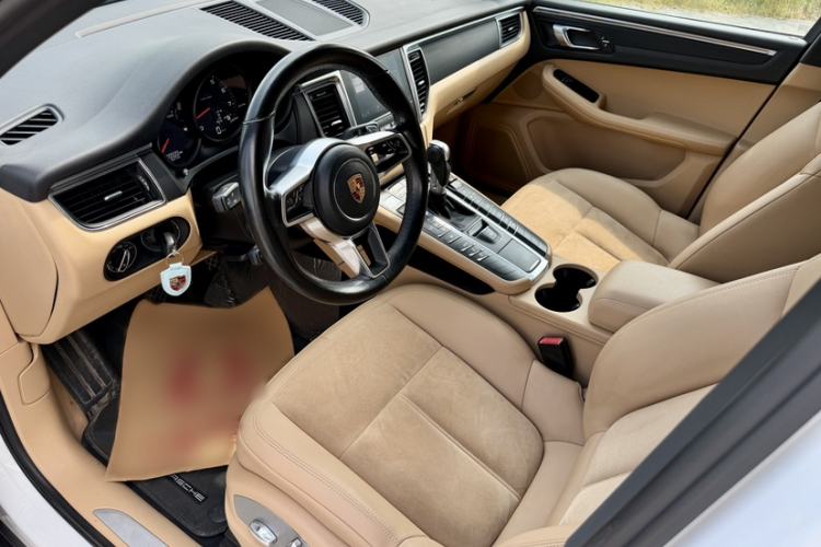 Used Porsche Macan 2017 Macan 2.0T Interior 3