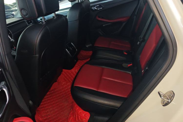 Used Porsche Macan 2017 Macan 2.0T Interior 4