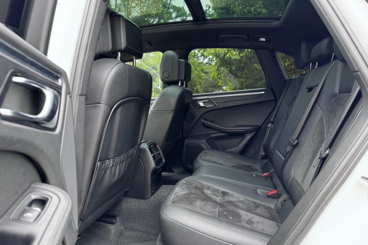 Used Porsche Macan 2017 Macan 2.0T Interior 6