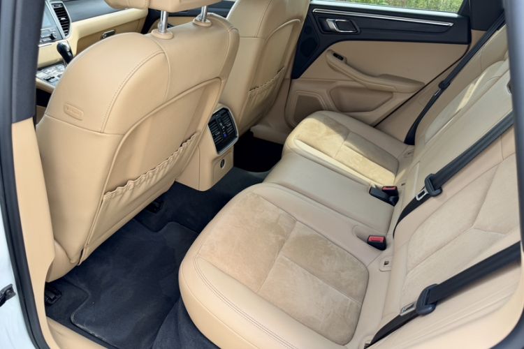 Used Porsche Macan 2017 Macan 2.0T Interior 6