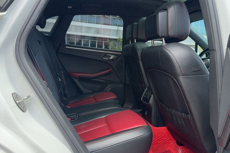 Used Porsche Macan 2017 Macan 2.0T Interior 7