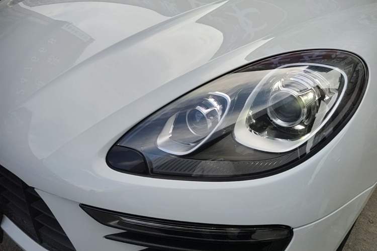 Used Porsche Macan 2017 Macan 2.0T Left Front Headlight