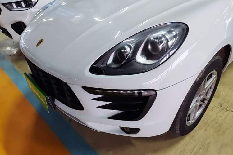 Used Porsche Macan 2017 Macan 2.0T Left Front Headlight