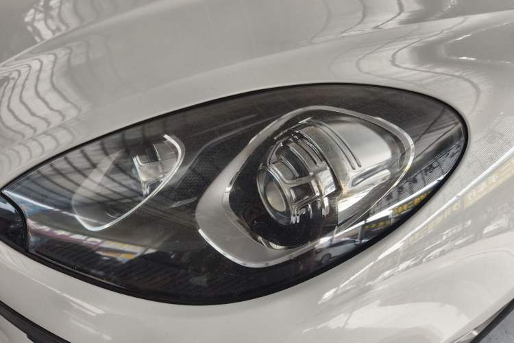 Used Porsche Macan 2017 Macan 2.0T Left Front Headlight