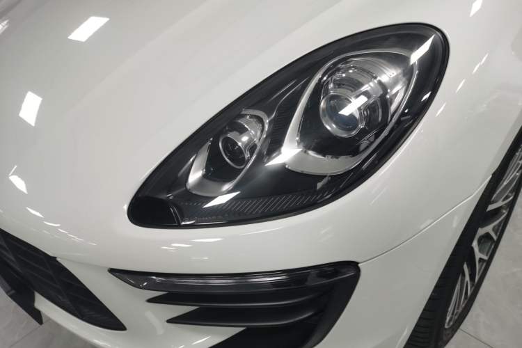 Used Porsche Macan 2017 Macan 2.0T Left Front Headlight