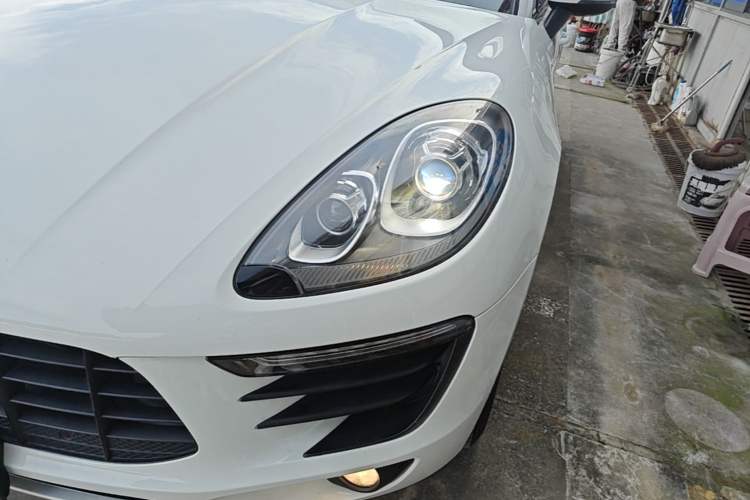 Used Porsche Macan 2017 Macan 2.0T Left Front Headlight