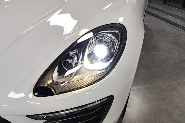 Used Porsche Macan 2017 Macan S 3.0T Left Front Headlight