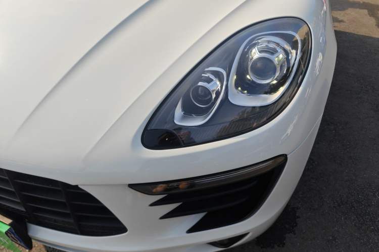 Used Porsche Macan 2017 Macan 2.0T Left Front Headlight