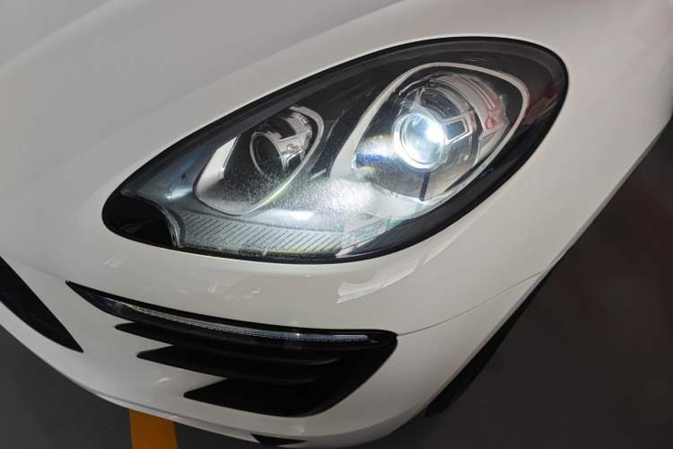 Used Porsche Macan 2017 Macan 2.0T Left Front Headlight