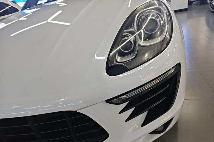 Used Porsche Macan 2017 Macan 2.0T Left Front Headlight