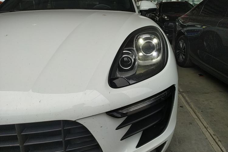 Used Porsche Macan 2017 Macan 2.0T Left Front Headlight