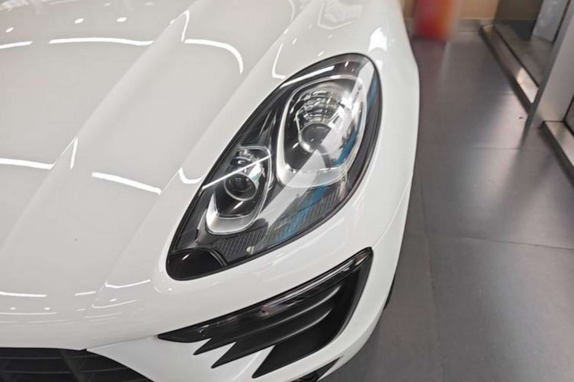 Used Porsche Macan 2017 Macan 2.0T Left Front Headlight