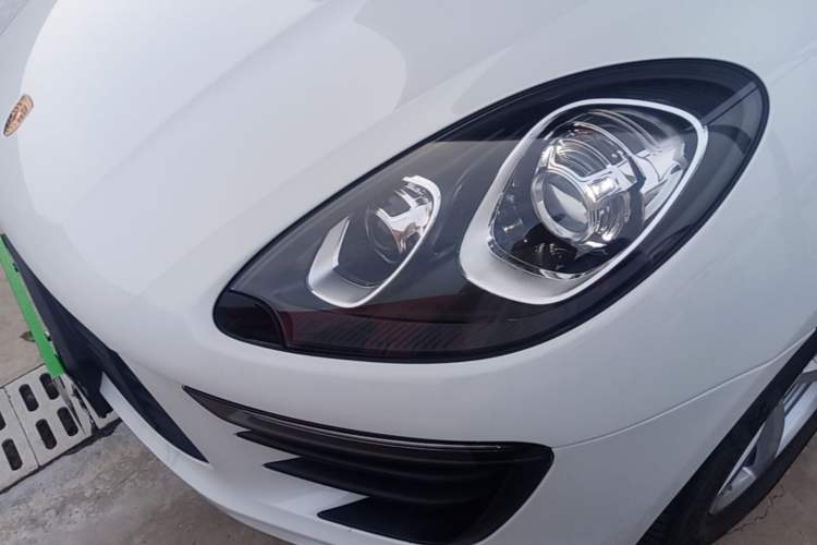 Used Porsche Macan 2017 Macan 2.0T Left Front Headlight
