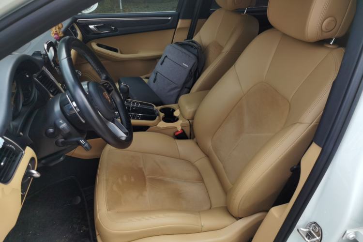 Used Porsche Macan 2017 Macan 2.0T Left Front Seat