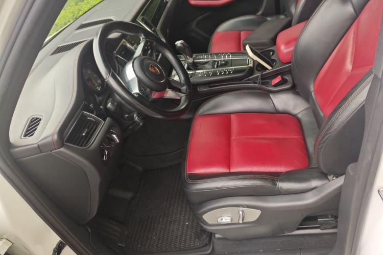 Used Porsche Macan 2017 Macan S 3.0T Left Front Seat
