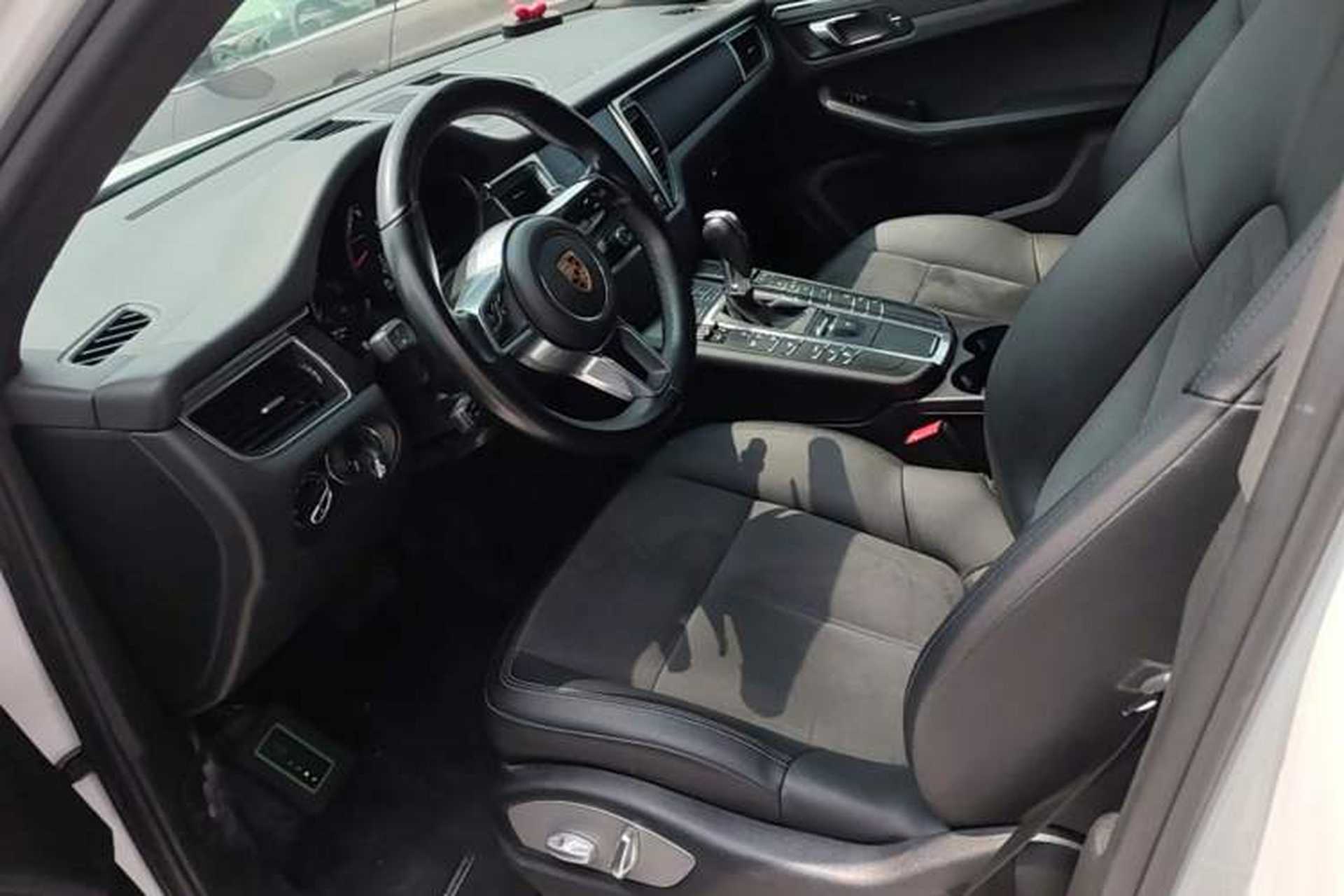 Used Porsche Macan 2017 Macan 2.0T Left Front Seat