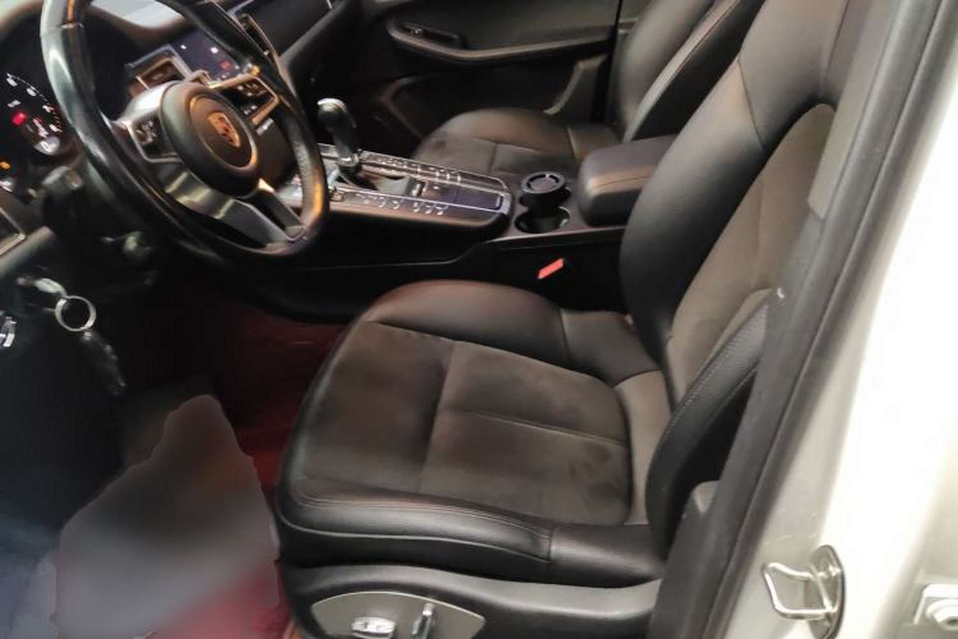 Used Porsche Macan 2017 Macan 2.0T Left Front Seat