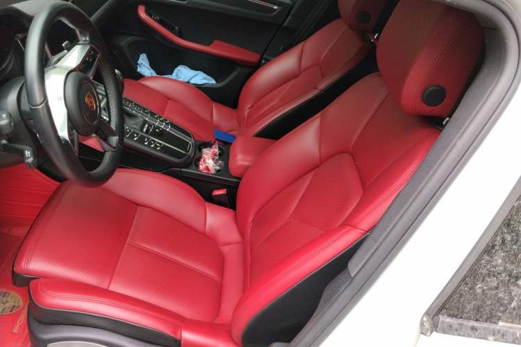 Used Porsche Macan 2017 Macan 2.0T Left Front Seat