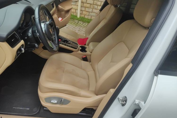 Used Porsche Macan 2017 Macan 2.0T Left Front Seat