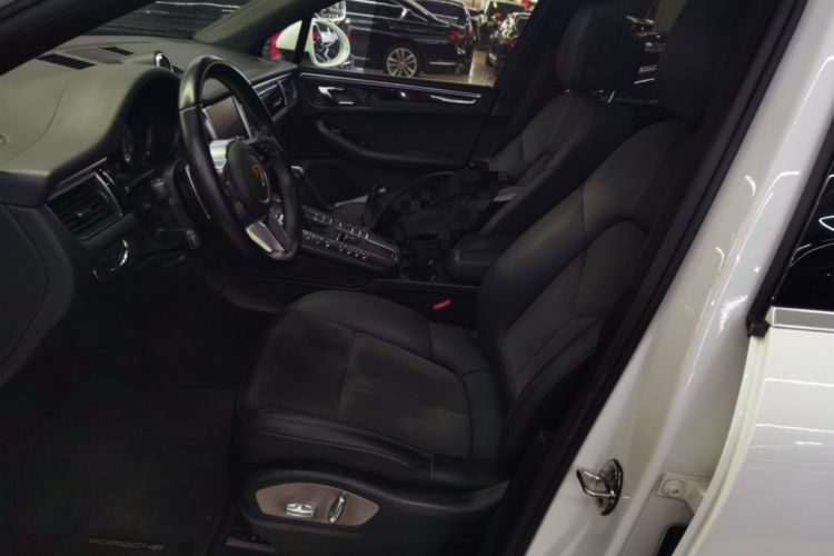 Used Porsche Macan 2017 Macan S 3.0T Left Front Seat