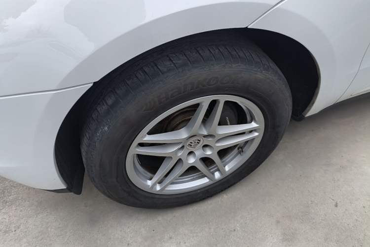 Used Porsche Macan 2017 Macan 2.0T Left Front Wheel Hub