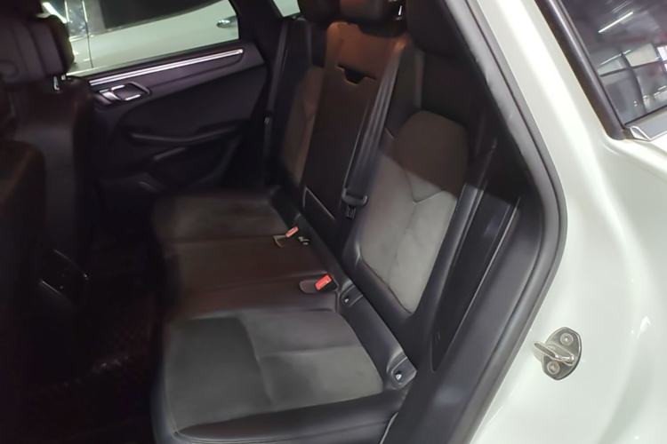 Used Porsche Macan 2017 Macan 2.0T Left Rear Seat