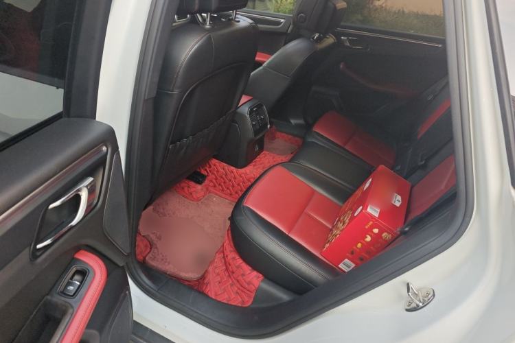 Used Porsche Macan 2017 Macan 2.0T Left Rear Seat