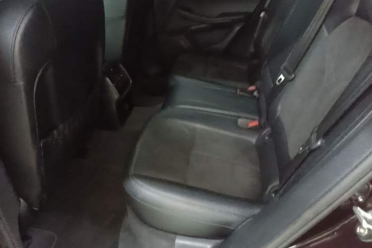 Used Porsche Macan 2017 Macan 2.0T Left Rear Seat