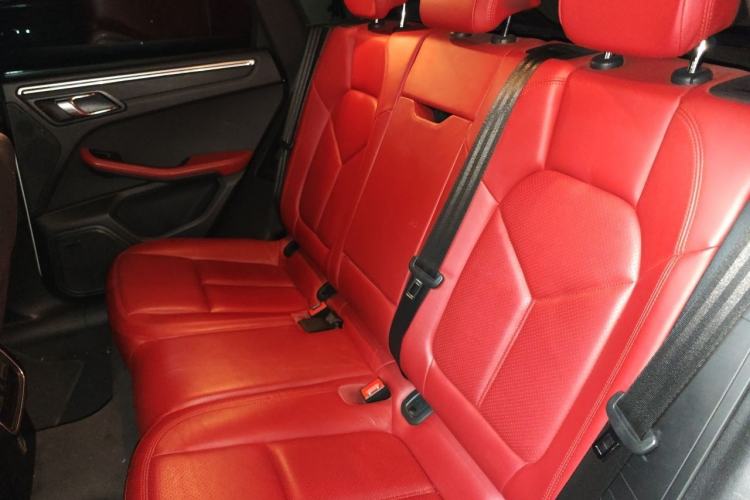 Used Porsche Macan 2017 Macan 2.0T Left Rear Seat