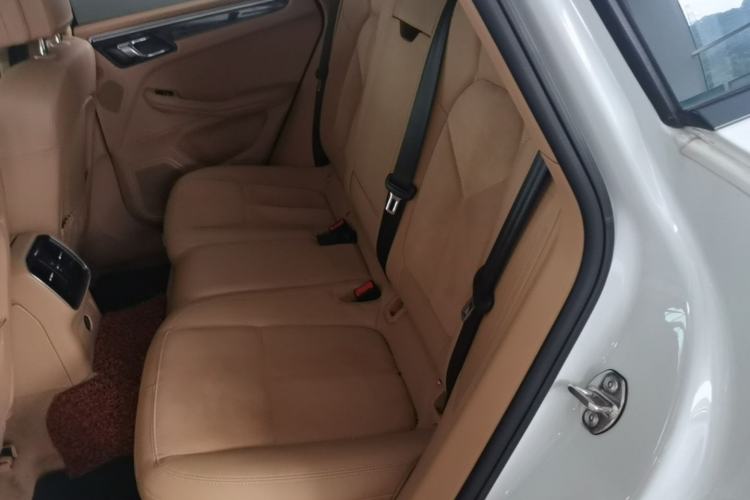 Used Porsche Macan 2017 Macan 2.0T Left Rear Seat