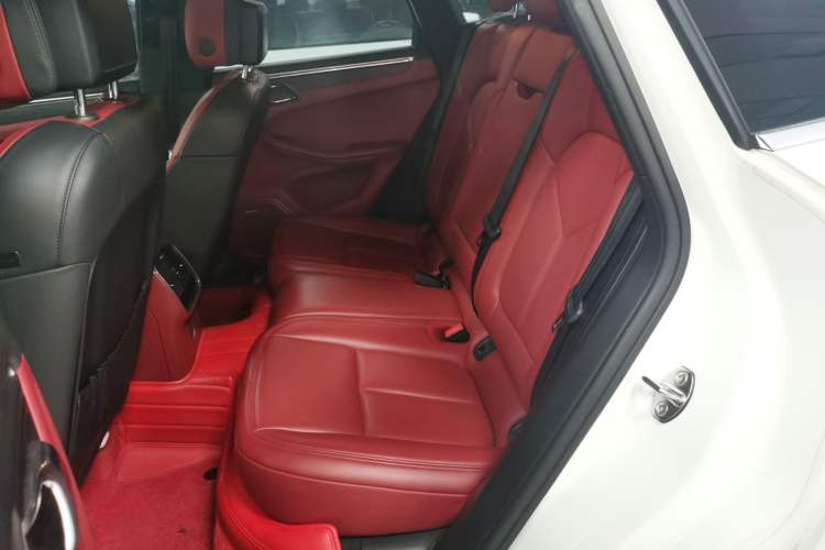 Used Porsche Macan 2017 Macan 2.0T Left Rear Seat