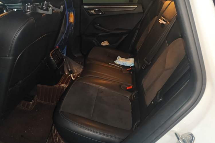 Used Porsche Macan 2017 Macan 2.0T Left Rear Seat