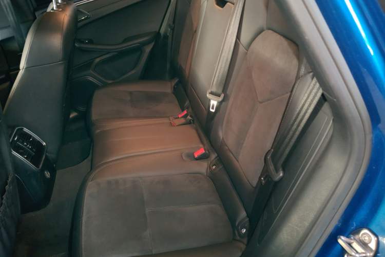Used Porsche Macan 2017 Macan 2.0T Left Rear Seat