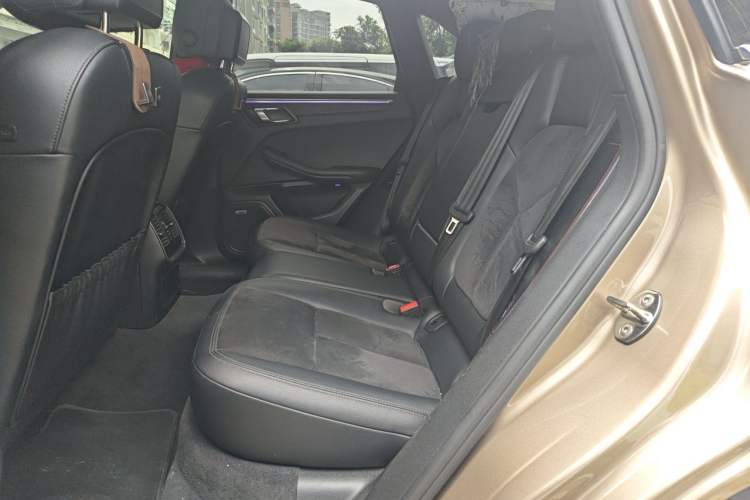 Used Porsche Macan 2017 Macan 2.0T Left Rear Seat
