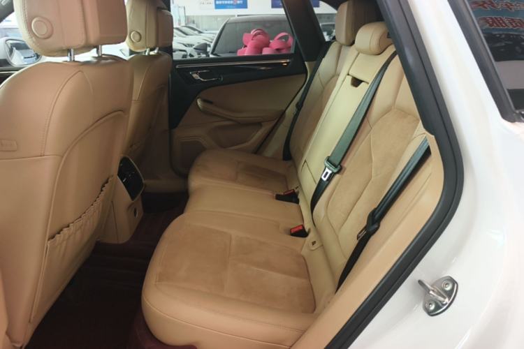 Used Porsche Macan 2017 Macan S 3.0T Left Rear Seat