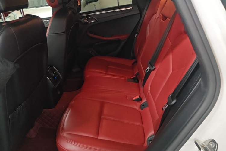 Used Porsche Macan 2017 Macan 2.0T Left Rear Seat
