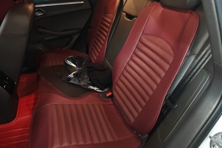 Used Porsche Macan 2017 Macan 2.0T Left Rear Seat