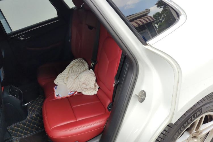 Used Porsche Macan 2017 Macan 2.0T Left Rear Seat