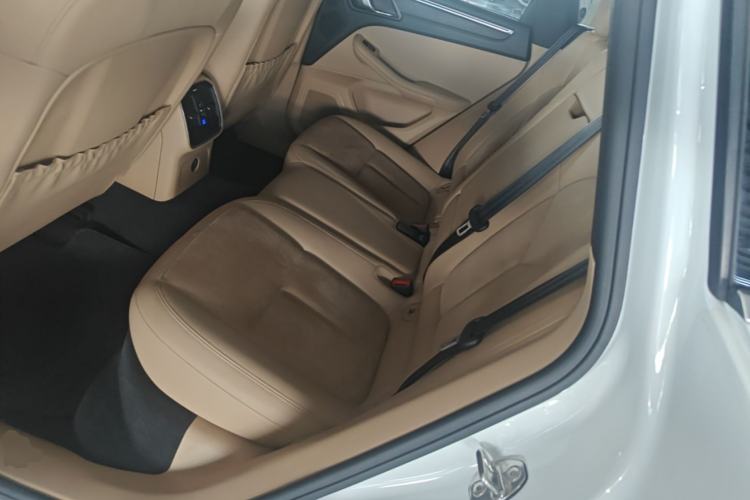 Used Porsche Macan 2017 Macan 2.0T Left Rear Seat
