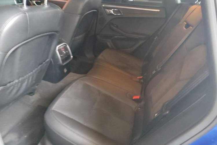 Used Porsche Macan 2017 Macan 2.0T Left Rear Seat