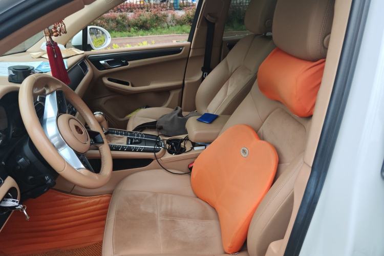 Used Porsche Macan 2017 Macan 2.0T Left Rear Seat