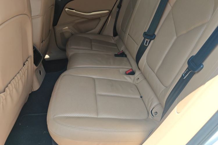 Used Porsche Macan 2017 Macan 2.0T Left Rear Seat