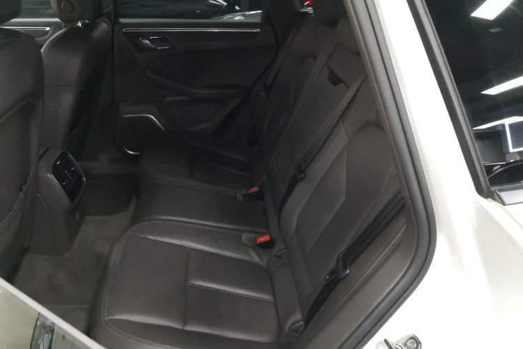 Used Porsche Macan 2017 Macan 2.0T Left Rear Seat